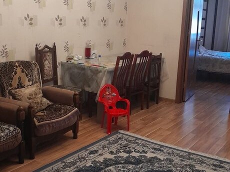 3 otaqlı köhnə tikili - Neftçilər m. - 75 m²
