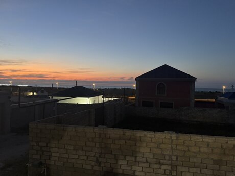 4 otaqlı həyət evi/bağ evi - Pirşağı q. - 100 m²