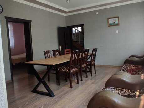 4 otaqlı həyət evi/bağ evi - Qax - 90 m²
