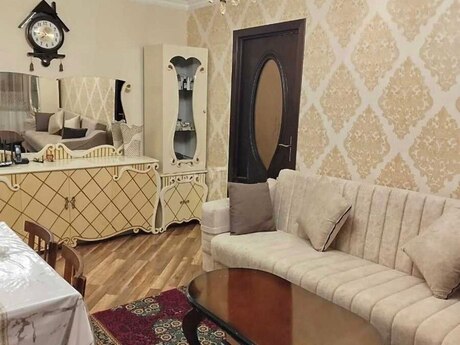 2 otaqlı köhnə tikili - Neftçilər m. - 50 m²
