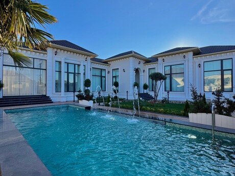 5 otaqlı həyət evi/bağ evi - Mərdəkan q. - 250 m²