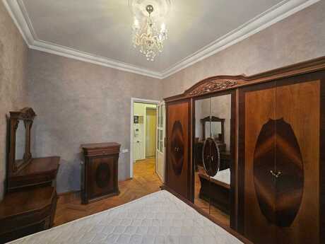 3 otaqlı köhnə tikili - Sahil m. - 50 m²