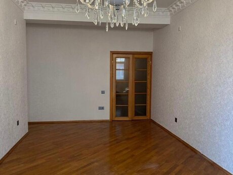 3 otaqlı yeni tikili - Həzi Aslanov m. - 125 m²
