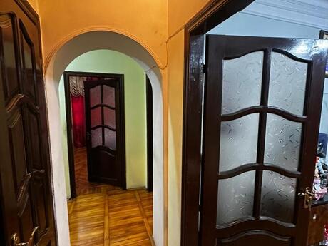 3 otaqlı köhnə tikili - Xalqlar Dostluğu m. - 80 m²