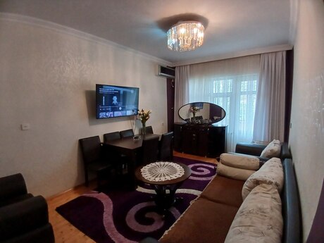 3 otaqlı köhnə tikili - Şah İsmayıl Xətai m. - 80 m²