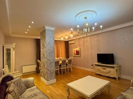 4 otaqlı yeni tikili - Sahil m. - 200 m²