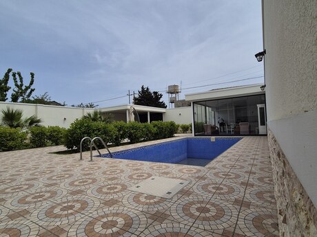 4 otaqlı həyət evi/bağ evi - Şağan q. - 150 m²