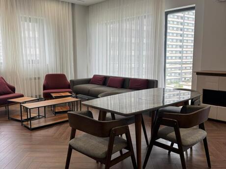 4 otaqlı yeni tikili - Ağ şəhər q. - 165 m²