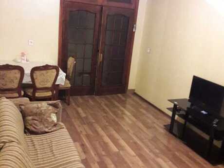 2 otaqlı köhnə tikili - Memar Əcəmi m. - 40 m²
