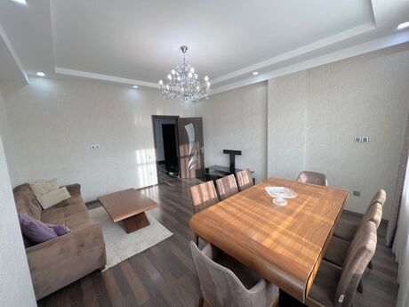 Elan №6135870 - Bakı, 8 Noyabr m., 3 otaqlı, 130 m², 10/24 mərtəbə