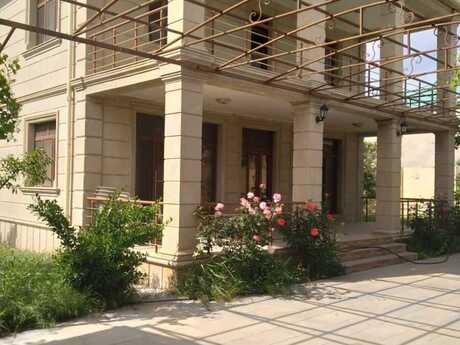5 otaqlı həyət evi/bağ evi - Abşeron r. - 130 m²