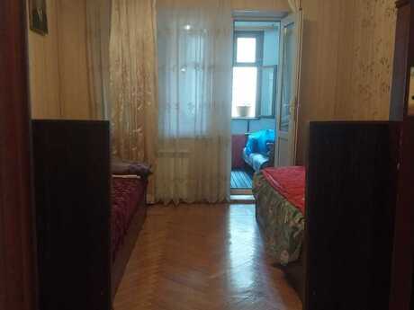 2 otaqlı köhnə tikili - Azadlıq Prospekti m. - 62 m²