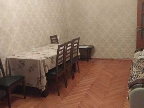 2 otaqlı köhnə tikili - Azadlıq Prospekti m. - 62 m²