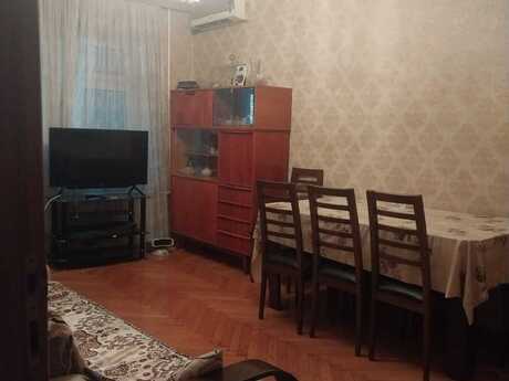 2 otaqlı köhnə tikili - Azadlıq Prospekti m. - 62 m²