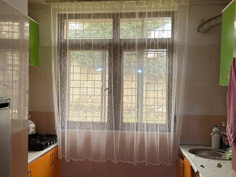 2 otaqlı köhnə tikili - Həzi Aslanov m. - 60 m²