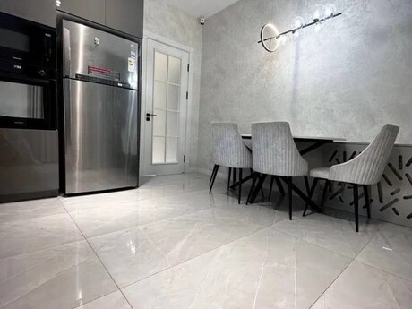 3-комн. новостройка - м. Нариман Нариманов - 126 м²