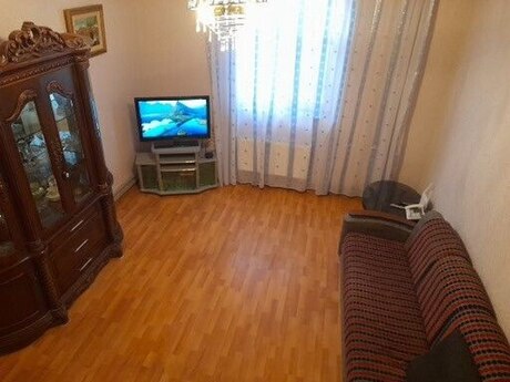 4 otaqlı həyət evi/bağ evi - Xətai r. - 90 m²