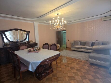 4 otaqlı köhnə tikili - Yeni Yasamal q. - 100 m²