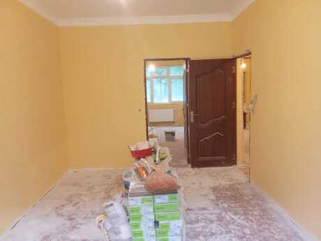 3 otaqlı köhnə tikili - Memar Əcəmi m. - 55 m²