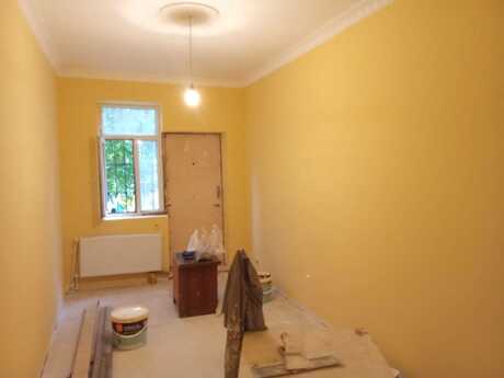 3 otaqlı köhnə tikili - Memar Əcəmi m. - 55 m²