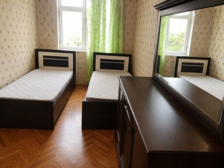 2 otaqlı köhnə tikili - Memar Əcəmi m. - 60 m²