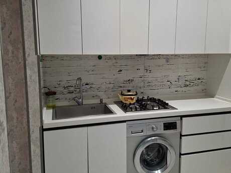 2 otaqlı yeni tikili - İnşaatçılar m. - 55 m²