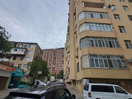 3 otaqlı yeni tikili - Memar Əcəmi m. - 140 m²