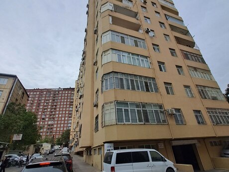 3 otaqlı yeni tikili - Memar Əcəmi m. - 140 m²
