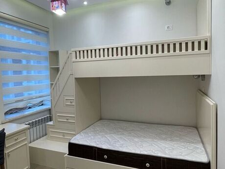 4 otaqlı yeni tikili - Elmlər Akademiyası m. - 140 m²