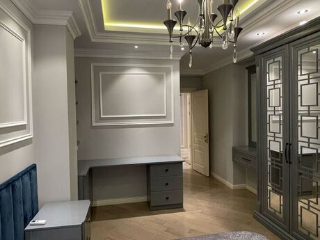 4 otaqlı yeni tikili - Elmlər Akademiyası m. - 140 m²