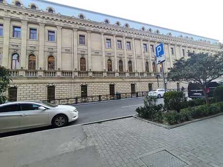3-комн. офис - м. Ичеришехер - 72 м²