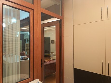 3 otaqlı yeni tikili - İnşaatçılar m. - 145 m²