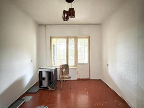 3-комн. вторичка - м. Ази Асланов - 80 м²
