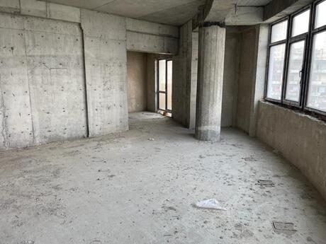 4 otaqlı yeni tikili - Nəsimi m. - 187 m²