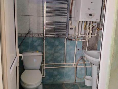 2 otaqlı köhnə tikili - Binəqədi r. - 30 m²