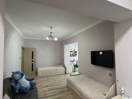 3 otaqlı köhnə tikili - Nərimanov r. - 85 m²