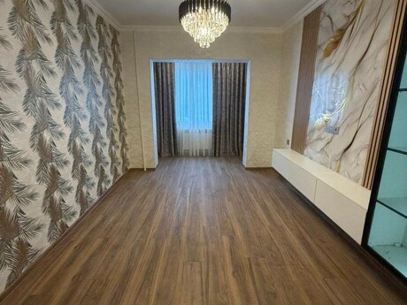 3 otaqlı köhnə tikili - Azadlıq Prospekti m. - 96 m²