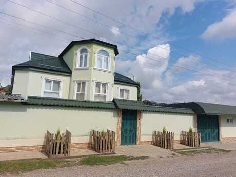 10 otaqlı həyət evi/bağ evi - Quba - 230 m²