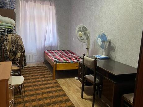 3 otaqlı köhnə tikili - 20 Yanvar m. - 70 m²
