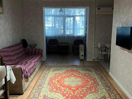 3 otaqlı köhnə tikili - 20 Yanvar m. - 70 m²