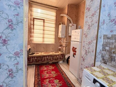 3 otaqlı köhnə tikili - Nizami m. - 75 m²