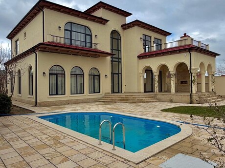 6 otaqlı həyət evi/bağ evi - Mərdəkan q. - 400 m²