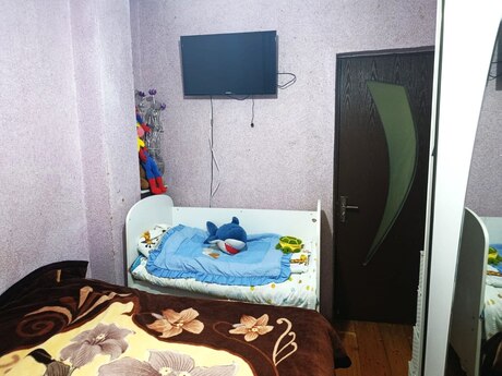 2 otaqlı köhnə tikili - Bayıl q. - 42 m²