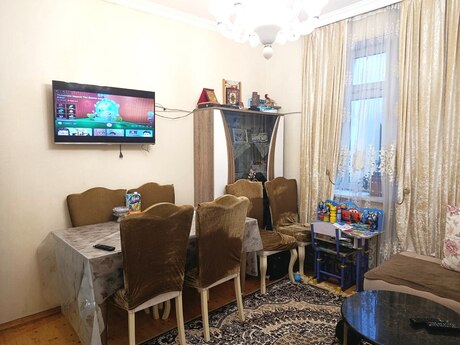 2 otaqlı köhnə tikili - Bayıl q. - 42 m²
