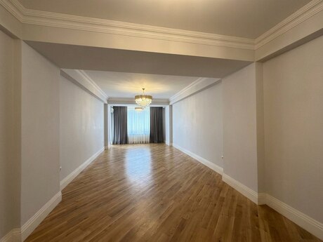 3 otaqlı yeni tikili - Elmlər Akademiyası m. - 158 m²