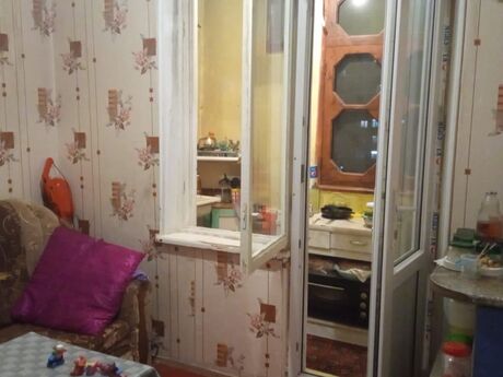 2 otaqlı köhnə tikili - Hövsan q. - 40 m²