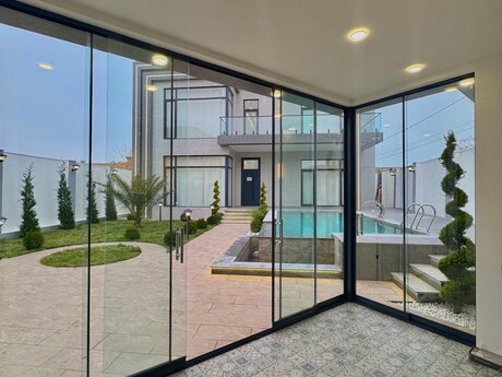 5 otaqlı həyət evi/bağ evi - Şüvəlan q. - 280 m²