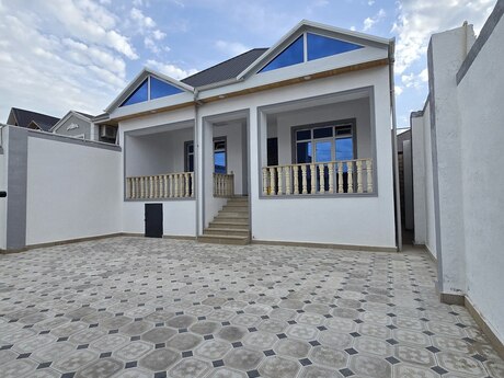 4 otaqlı həyət evi/bağ evi - Suraxanı r. - 120 m²