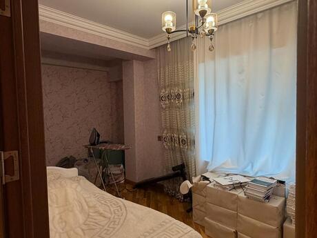 3 otaqlı köhnə tikili - Gənclik m. - 80 m²