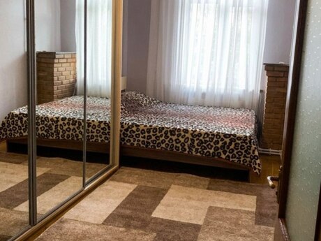2 otaqlı köhnə tikili - İçəri Şəhər m. - 70 m²